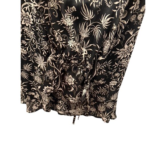 H&M Floral Black White Long Sleeve Blouse Polyester Botanical Print Sz L - Picture 9 of 12